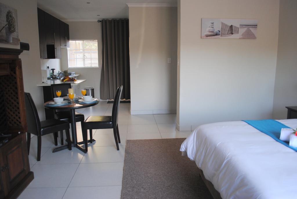 86 Edison Self Catering Appartement Johannesburg Buitenkant foto