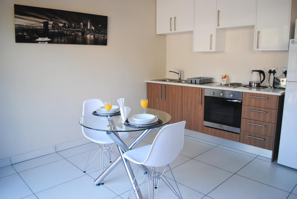 86 Edison Self Catering Appartement Johannesburg Buitenkant foto